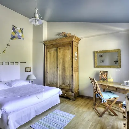 Bed and Breakfast Le Mas Des Anges Μοντωμπάν